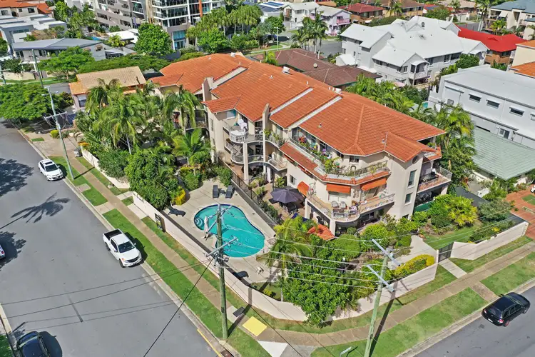 3/68 Stanhill Drive, Chevron Island QLD 4217