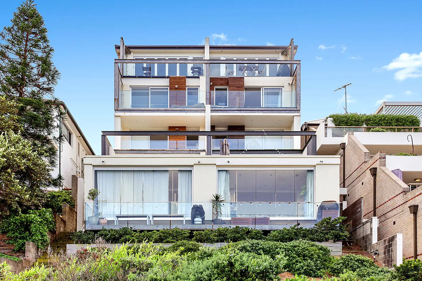 Main view of Homely apartment listing, 2/42 Cliffbrook Parade, Clovelly NSW 2031