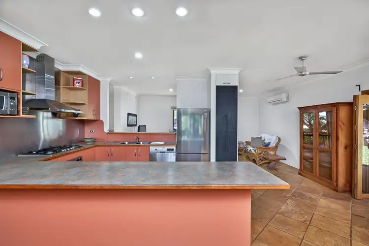 19 Powell Place, Bentley Park QLD 4869