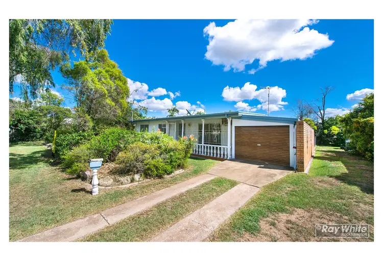 9 Hardy Avenue, Park Avenue QLD 4701