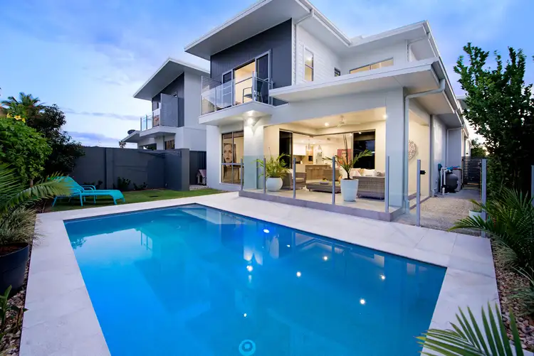 1/3 Avanti Street, Mermaid Waters QLD 4218