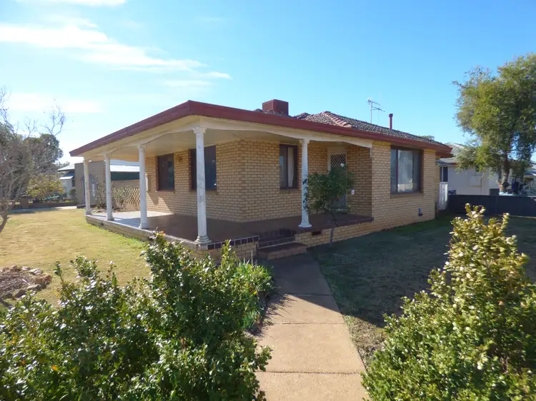 23 Abbott Street, Forbes NSW 2871