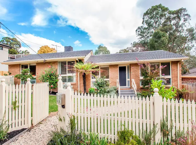4 Dawe Road, Mitcham VIC 3132