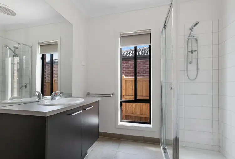 Sixth view of Homely house listing, 5 Edenderry Street, Truganina VIC 3029