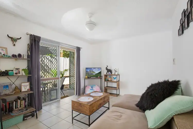 Third view of Homely unit listing, 3/39 Arthur Street, Mermaid Beach QLD 4218