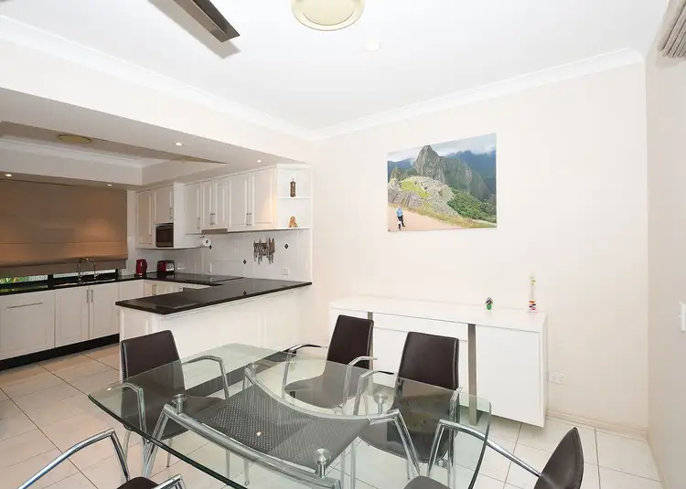 Fourth view of Homely unit listing, 2/580 Esplanade, Urangan QLD 4655