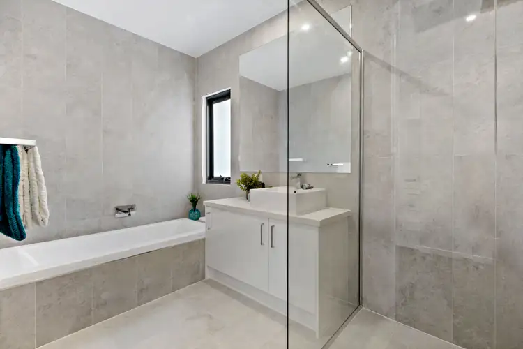 Sixth view of Homely townhouse listing, 2/35 Amaroo Street, Chadstone VIC 3148
