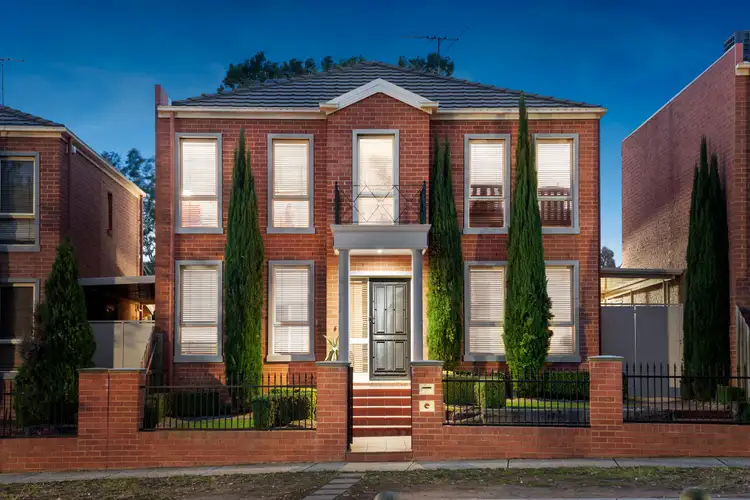 11 Tyndall Way, Mill Park VIC 3082