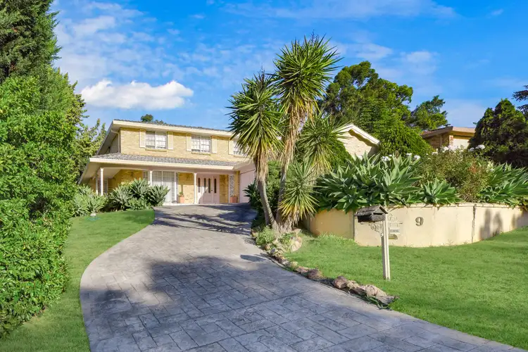 9 Lyndhurst Place, Glen Alpine NSW 2560