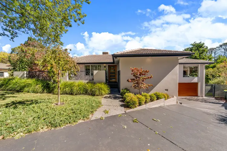 9 Ogilvie Place, Garran ACT 2605