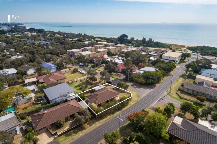 17 Richardson Street, Rye VIC 3941