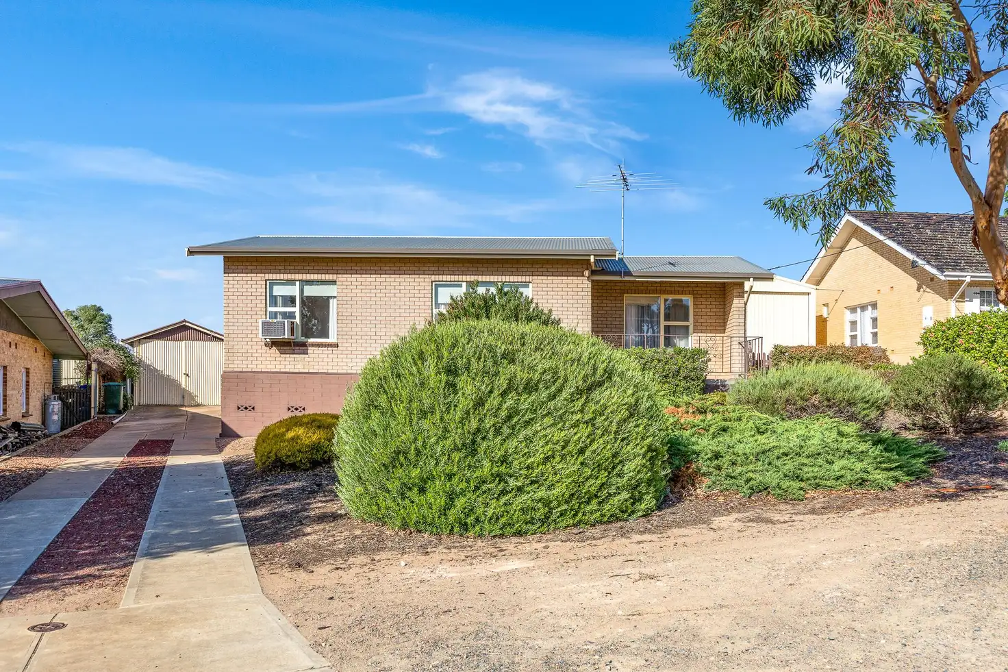 Main view of Homely house listing, 10 Leslie Street, Murray Bridge SA 5253