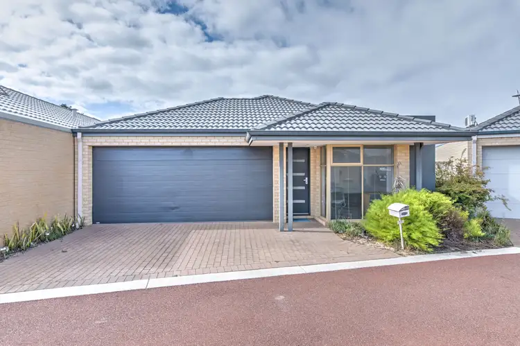 Main view of Homely house listing, 11/18 Oligantha Elbow, Banksia Grove WA 6031