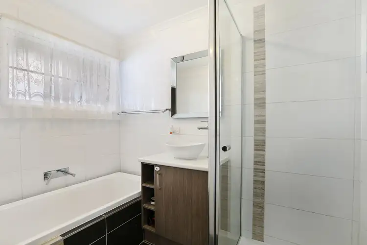 Fifth view of Homely house listing, 11 Grange Court, Corio VIC 3214