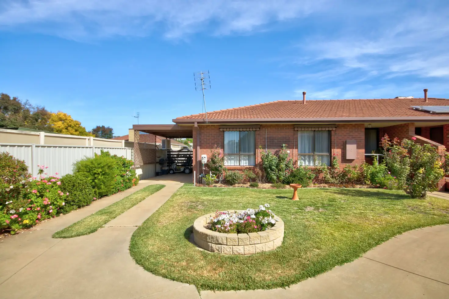 Main view of Homely unit listing, 2/17 Fraser Street, Rochester VIC 3561