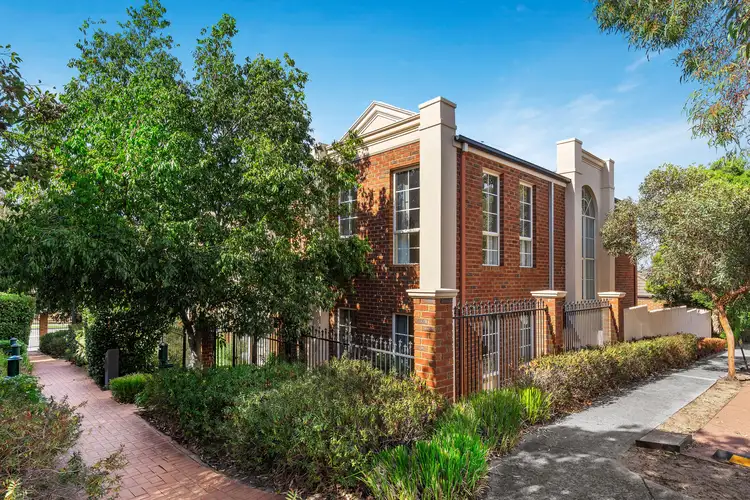 6 Hester Walk, Macleod VIC 3085