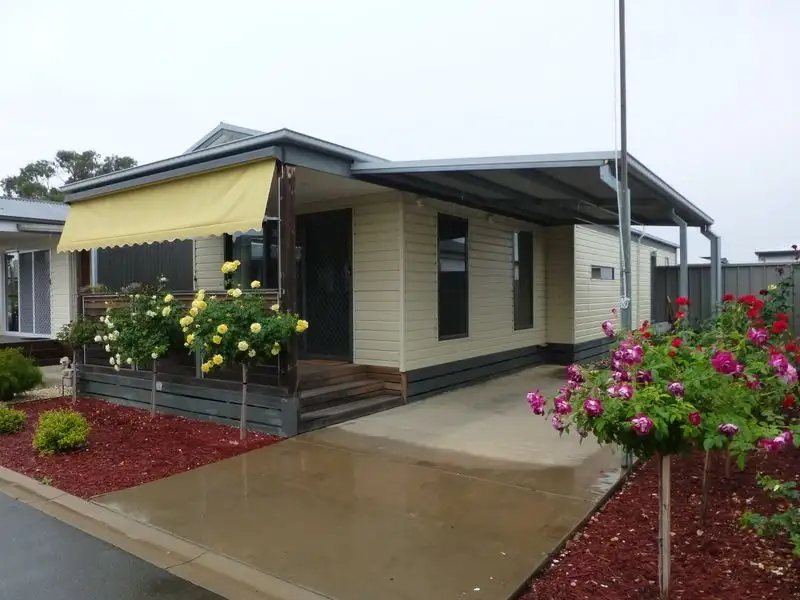 Main view of Homely unit listing, Unit 20, 65-73 Northern Highway (Sun River Home Park), Echuca VIC 3564
