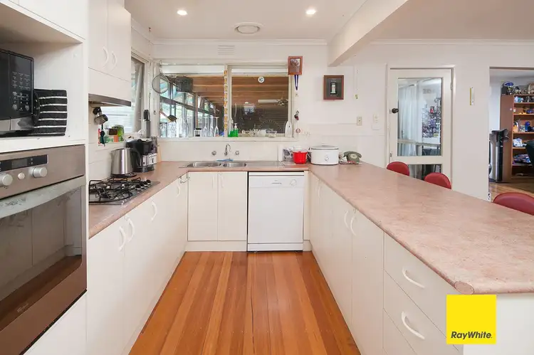 Seventh view of Homely house listing, 5 Lorraine Avenue, Langwarrin VIC 3910