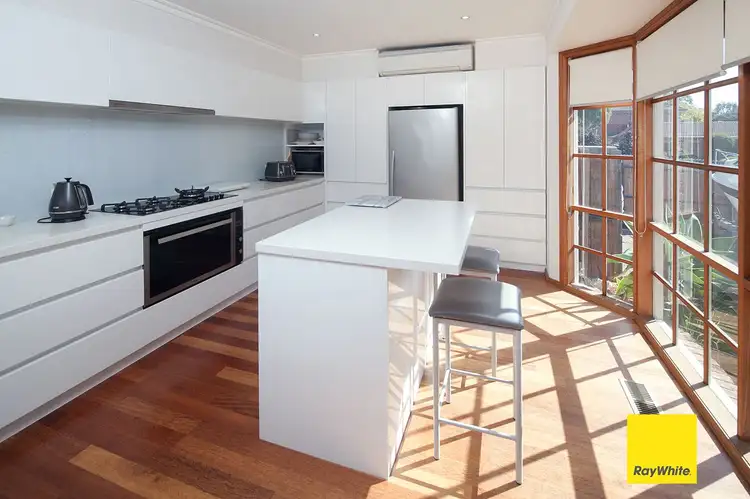 Fifth view of Homely house listing, 1 Epacris Court, Langwarrin VIC 3910