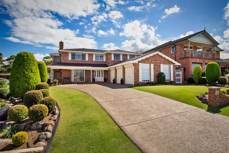 7 Hector Street, Illawong NSW 2234
