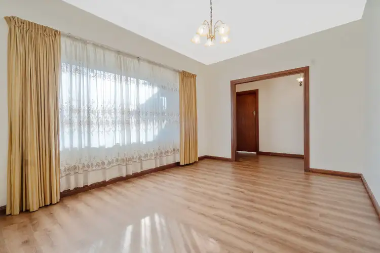 Fifth view of Homely house listing, 7 Dundee Avenue, Seaton SA 5023