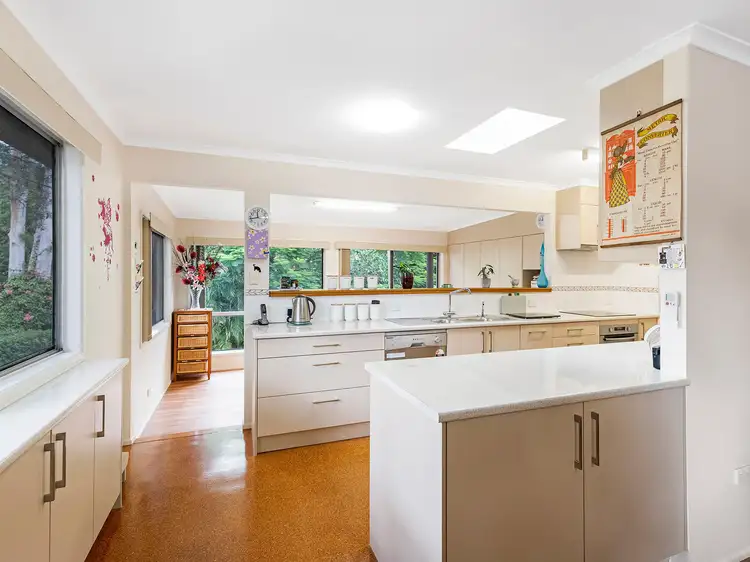 70 Boronia Avenue, Holland Park West QLD 4121