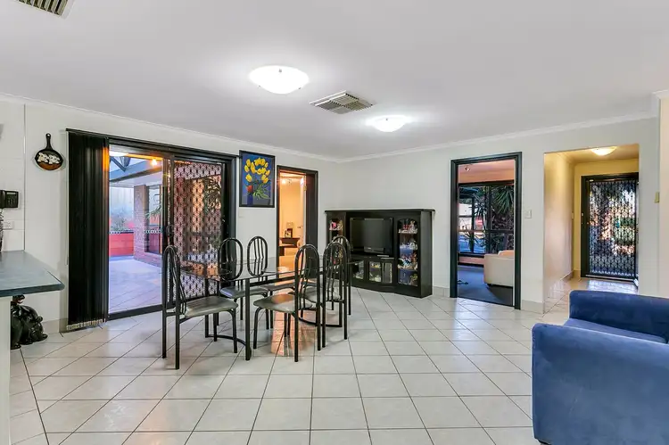 Fifth view of Homely house listing, 19 Candover Crescent, Huntfield Heights SA 5163