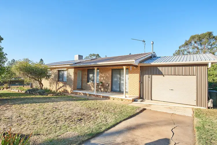 16 Mirrool Street, Coolamon NSW 2701