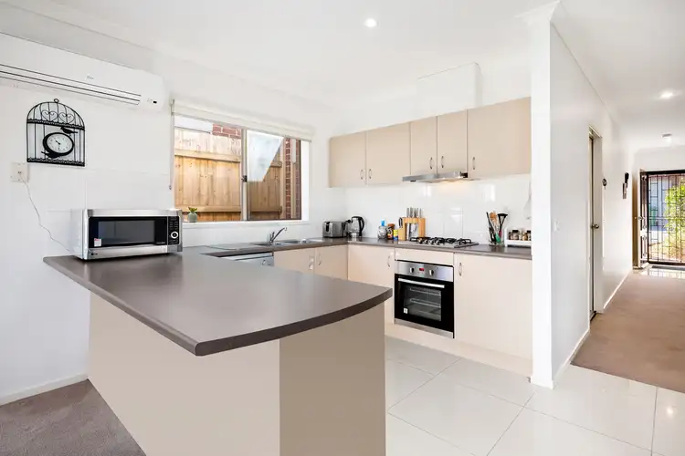 Main view of Homely unit listing, 2/1-5 Meaby Drive, Pakenham VIC 3810
