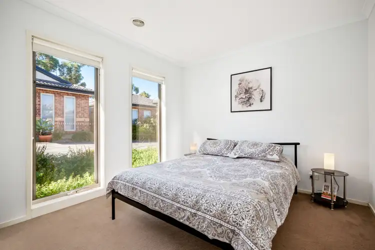Sixth view of Homely unit listing, 2/1-5 Meaby Drive, Pakenham VIC 3810