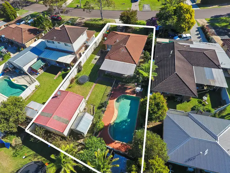 41 Brittania Drive, Watanobbi NSW 2259