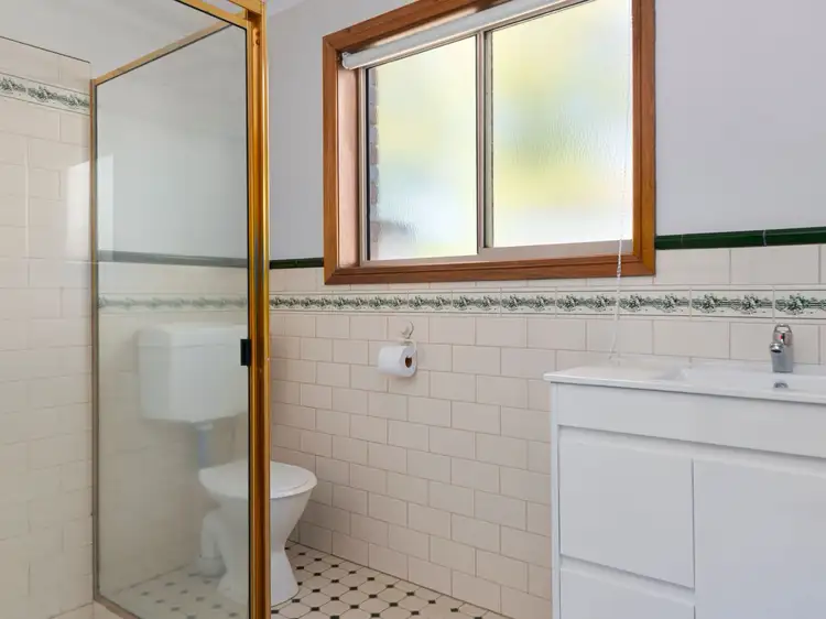 Sixth view of Homely house listing, 1/1 Shadforth Street, Benalla VIC 3672