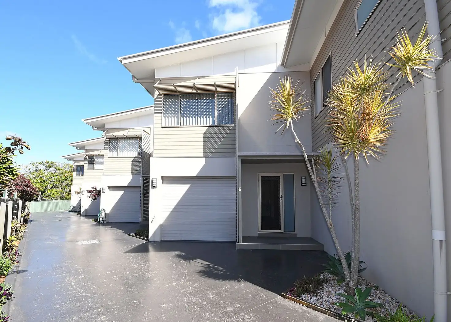 Main view of Homely townhouse listing, 2/31 King Street, Urangan QLD 4655