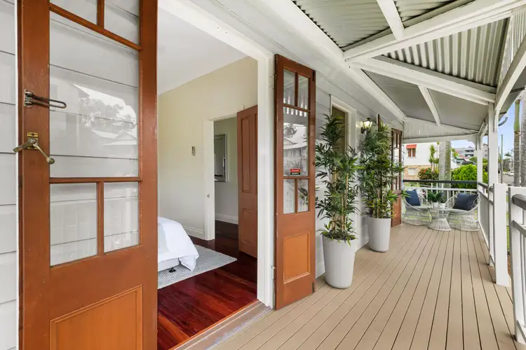 61 Bromley Street, Kangaroo Point QLD 4169