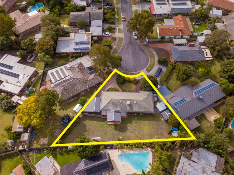 7 Savannah Court, Frankston VIC 3199