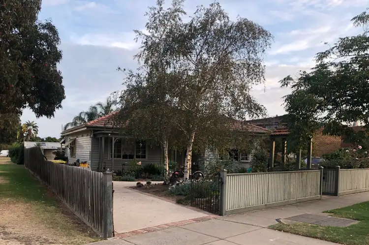 155 Railway Avenue, Laverton VIC 3028