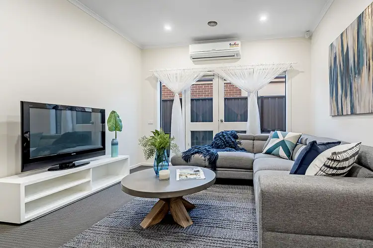 Second view of Homely house listing, 25 Northumberland Circuit, Craigieburn VIC 3064