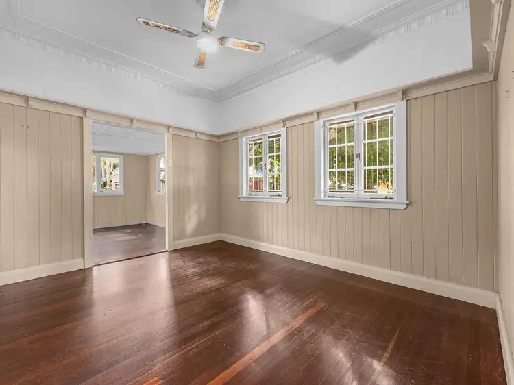 216 Chatsworth Road, Coorparoo QLD 4151