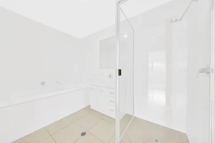 Seventh view of Homely house listing, 4 Karloom Close, Kirkwood QLD 4680