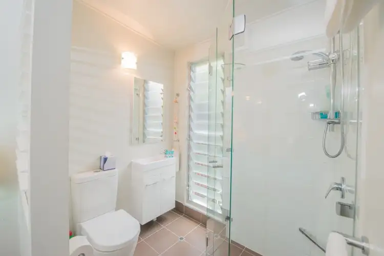 Fourth view of Homely villa listing, 25/49 Dickson Way, Point Lookout QLD 4183