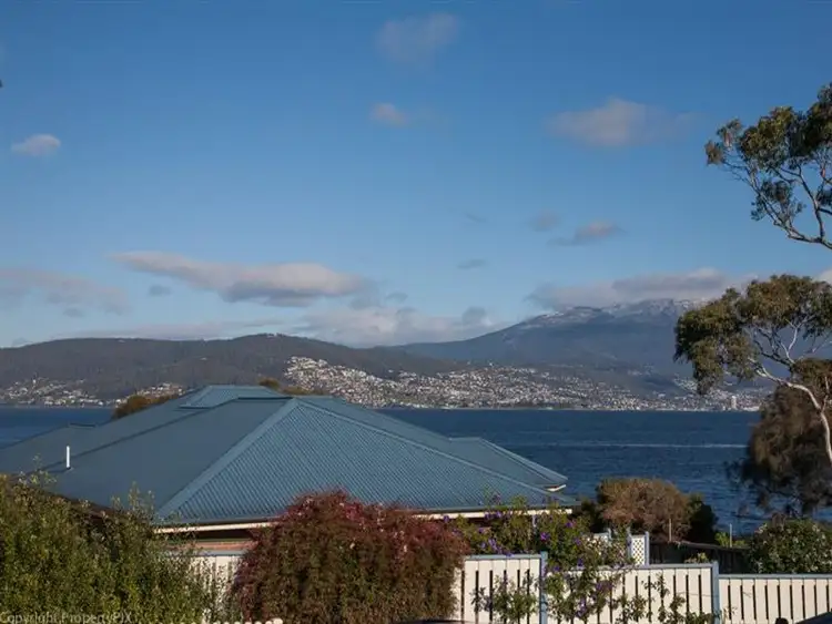 Fourth view of Homely villa listing, 2/179 Tranmere Road, Howrah TAS 7018