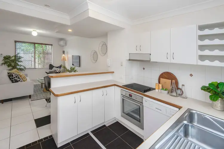 Sixth view of Homely townhouse listing, 4/17 Hants Street, Hamilton QLD 4007