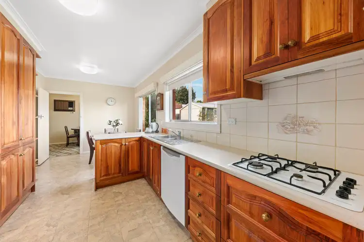 Fifth view of Homely house listing, 4 Cumberland Court, Forest Hill VIC 3131