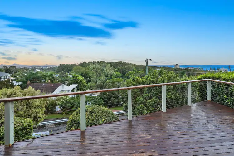 19 Tantula Road East, Alexandra Headland QLD 4572