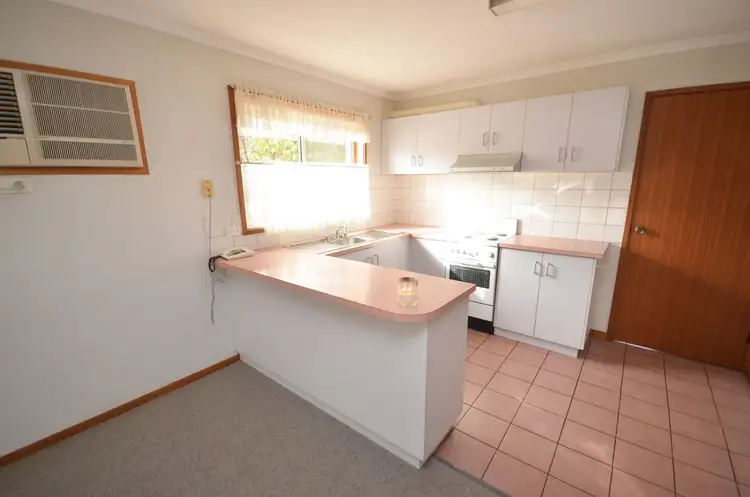 Second view of Homely unit listing, 5/106 Crossen Street, Echuca VIC 3564