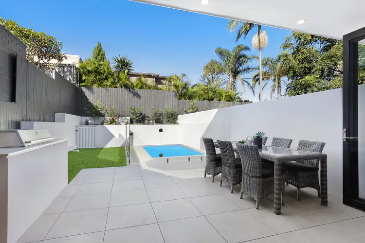Residence 2/11 Reina Street, North Bondi NSW 2026