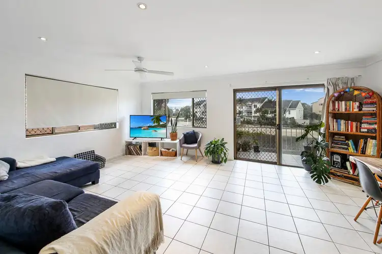 4/16 Woomba Place, Mooloolaba QLD 4557