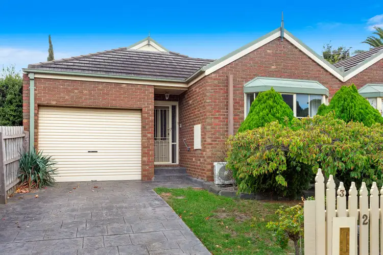3/2 Katoomba Street, Hampton East VIC 3188