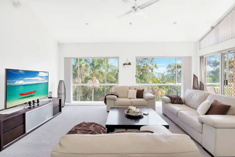 55 Doubleview Drive, Elanora QLD 4221