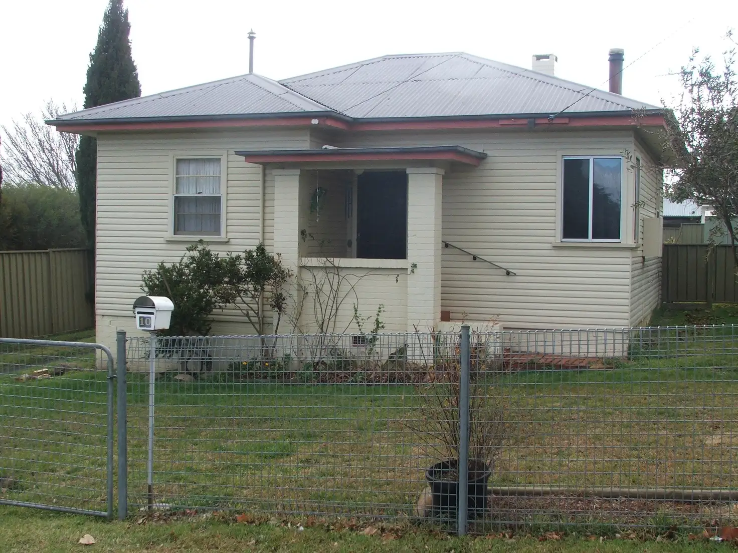 Main view of Homely house listing, 10 Cross, Glen Innes NSW 2370